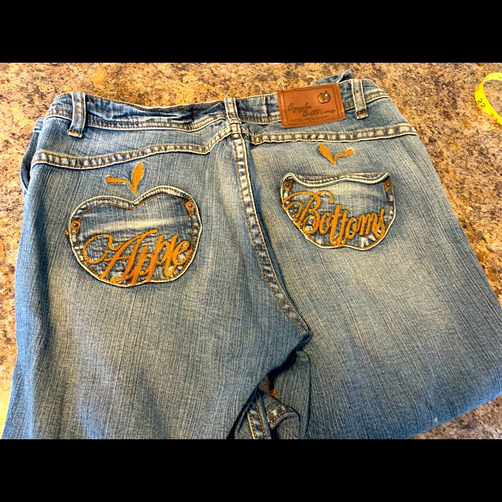 Apple bottom jeans